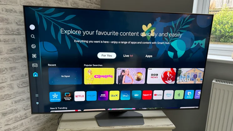 Tv Qled 4K Samsung 115cm .Tv smart samsung 80cm.Noi sigilate.