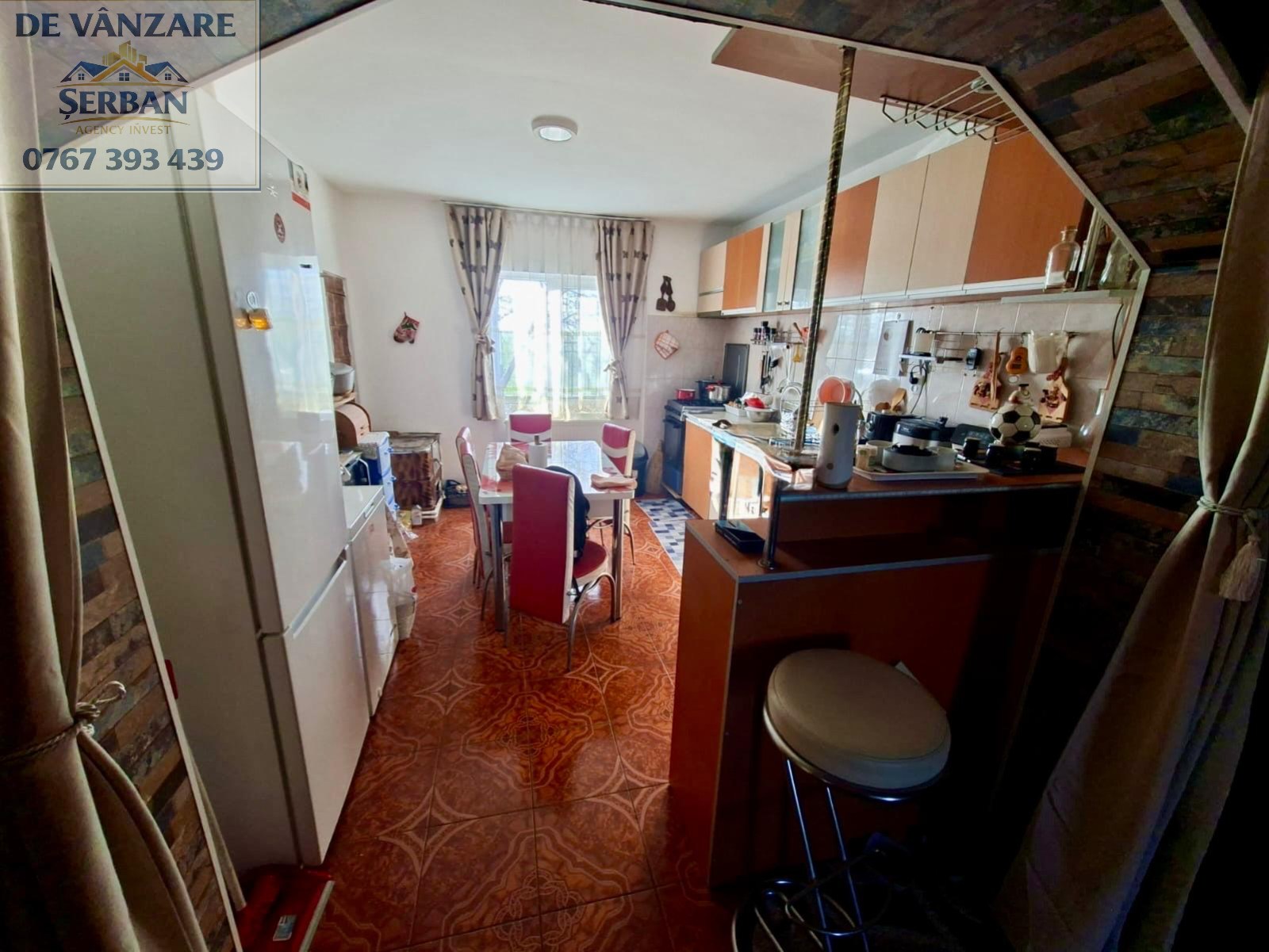 De vânzare – Casă in Castelu