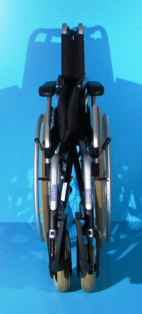 Scaun cu rotile Meyra – latime sezut 46 cm