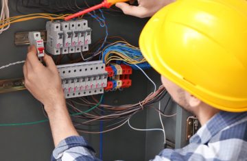 Firma-de-instalatii-electrice-Bucuresti-pentru-persoane-juridice-sau-persoane-fizice-1