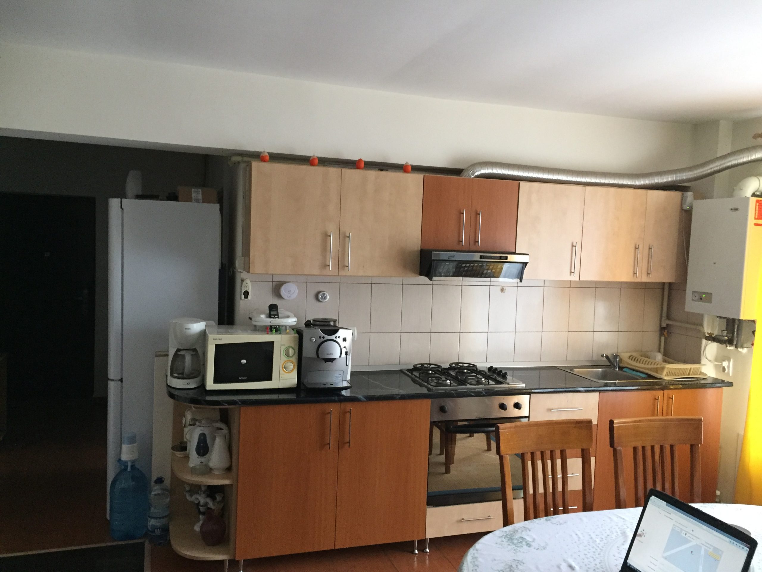 Vând apartament 3 camere, cărămidă, 2008, Bistrița.