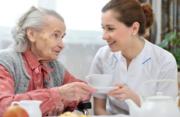 Ingrijire-varstnic-EBM-36