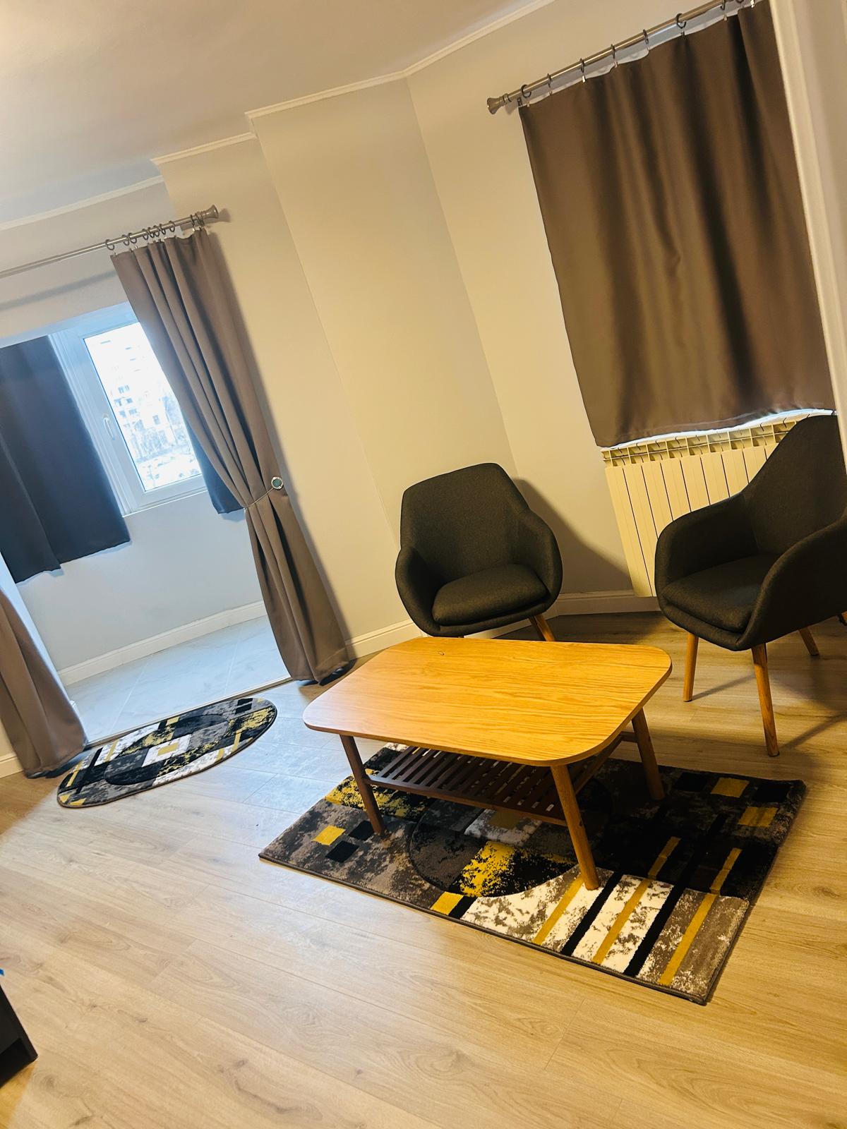 Garsonieră de închiriat – Rond Piața Alba Iulia, București