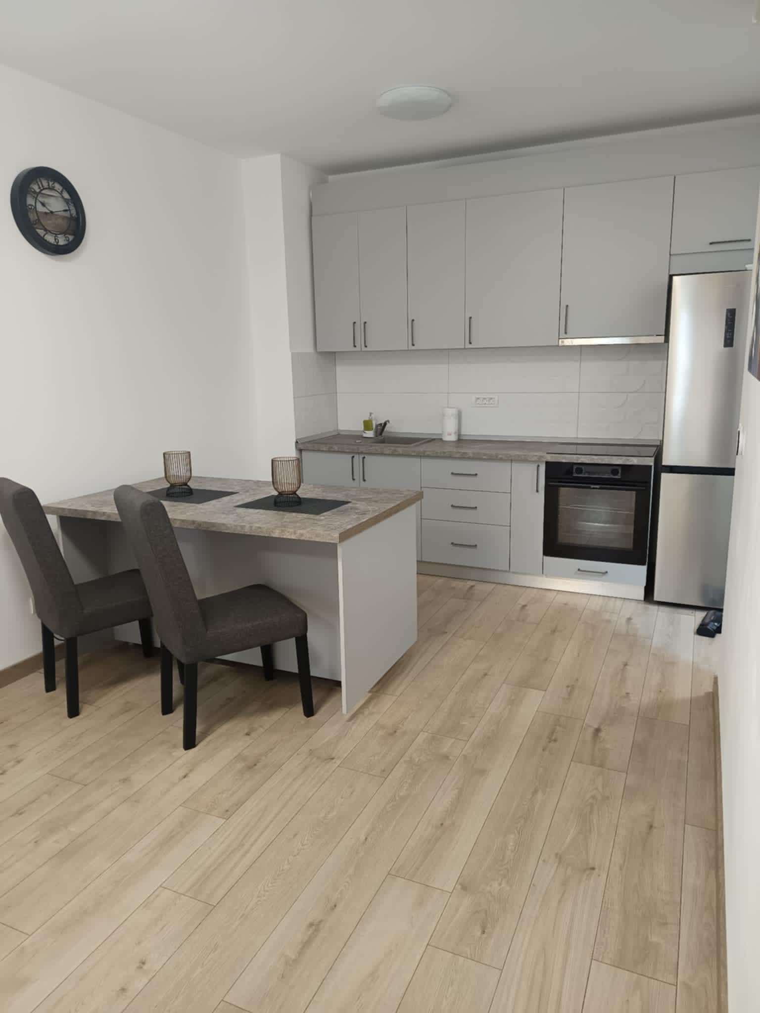 Inchiriez apartament in regim hotelier complex rezidential