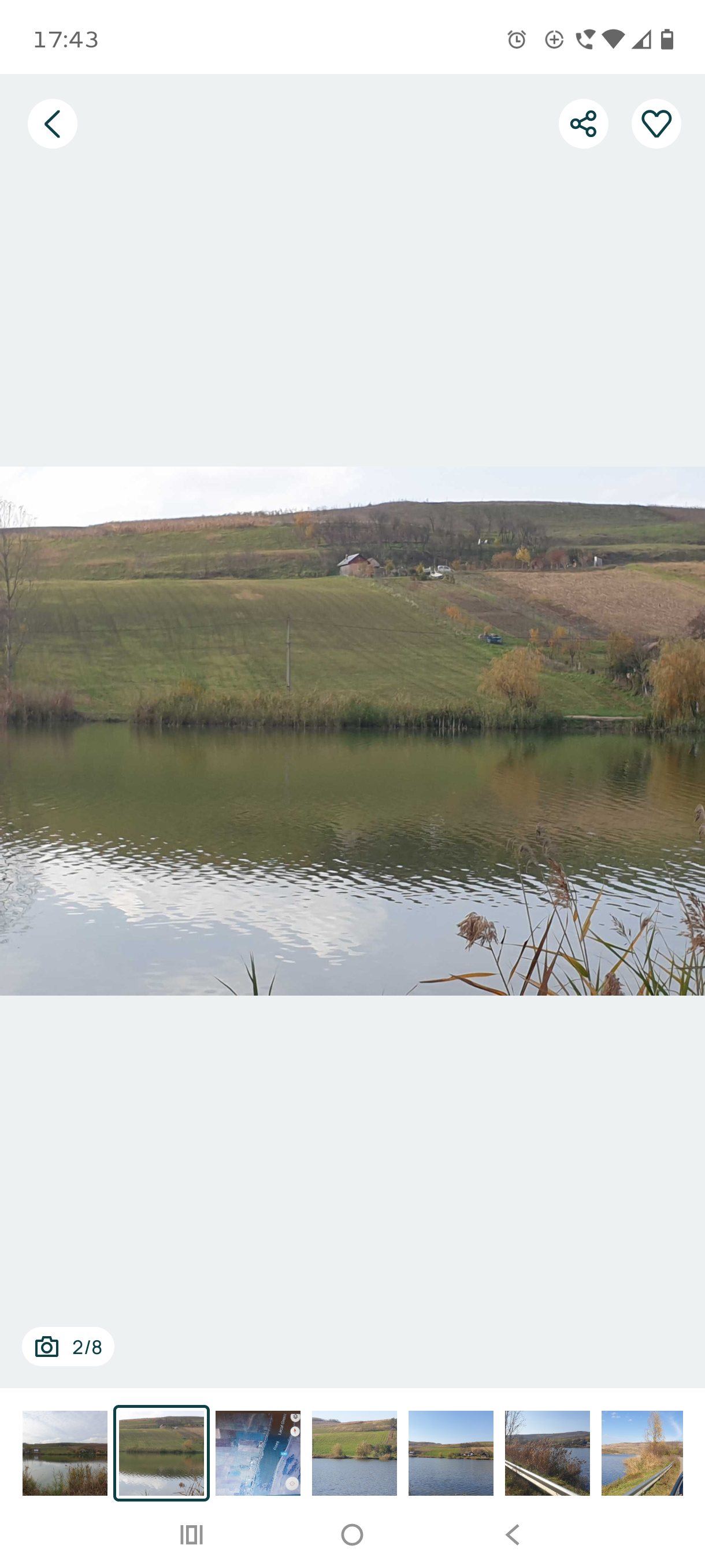 Teren intravilan cu front la lac