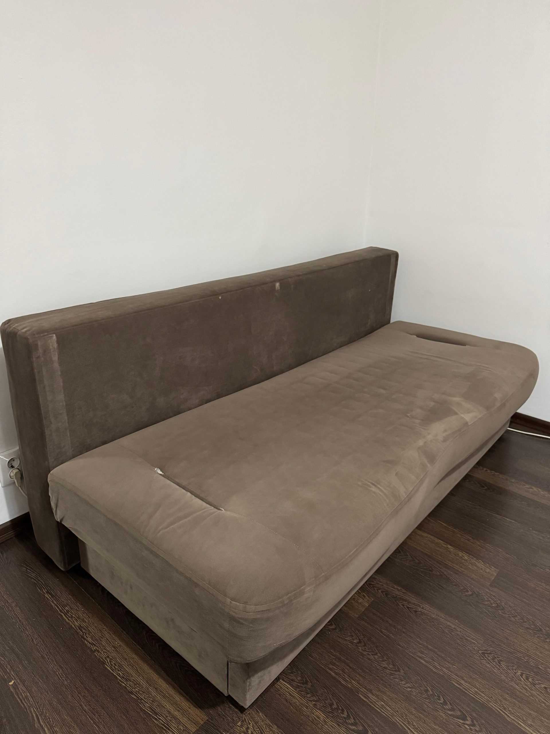 Vând canapea extensibilă cu ladă de depozitare