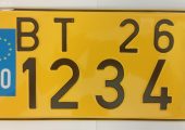 Placute auto galbene