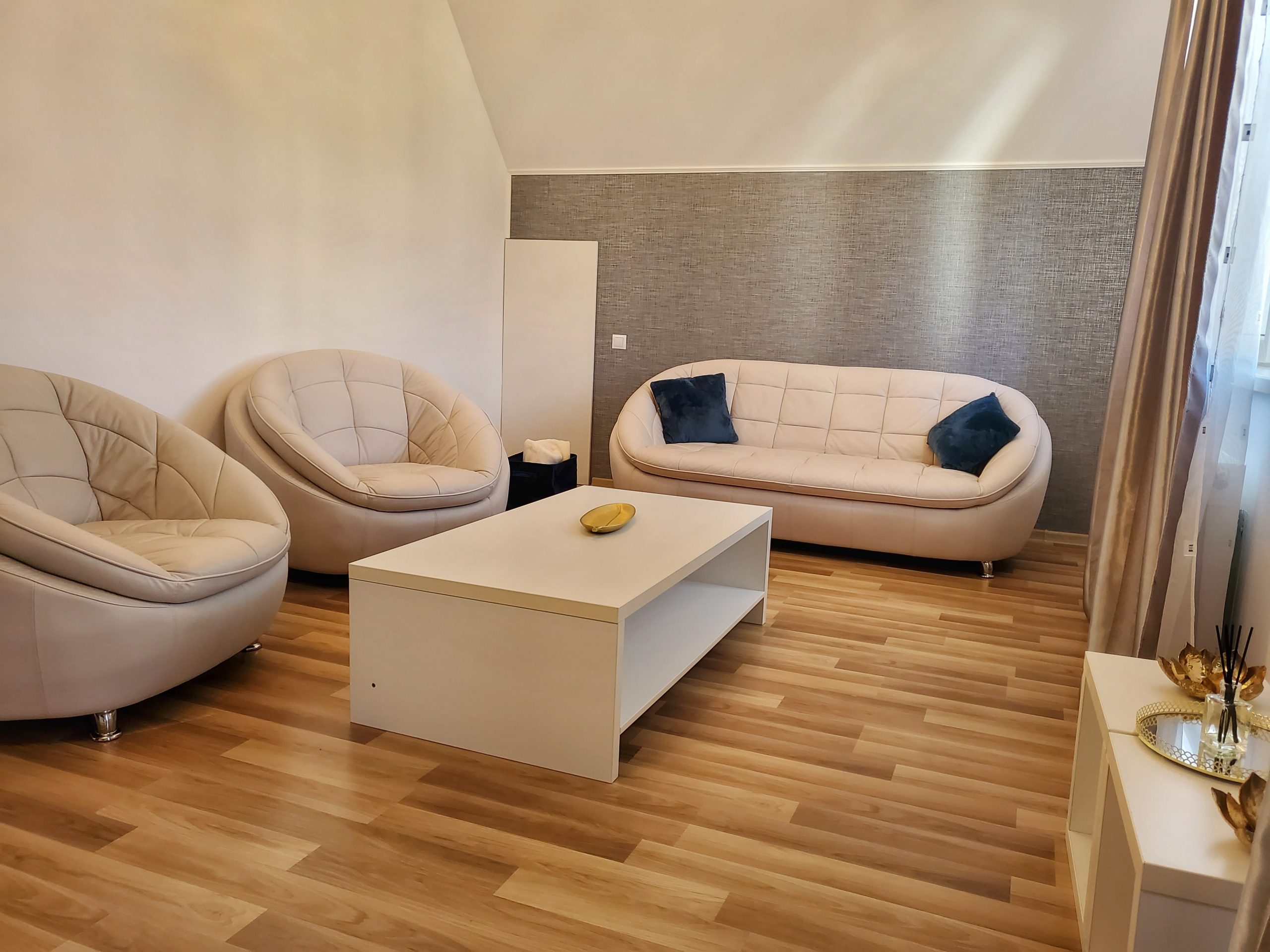 Apartament 3 camere 100m metru Dimitrie Leonida