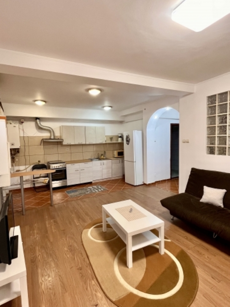 Inchiriez apartament 2 camere, 48mp, zona Vatra Luminoasa, 490euro