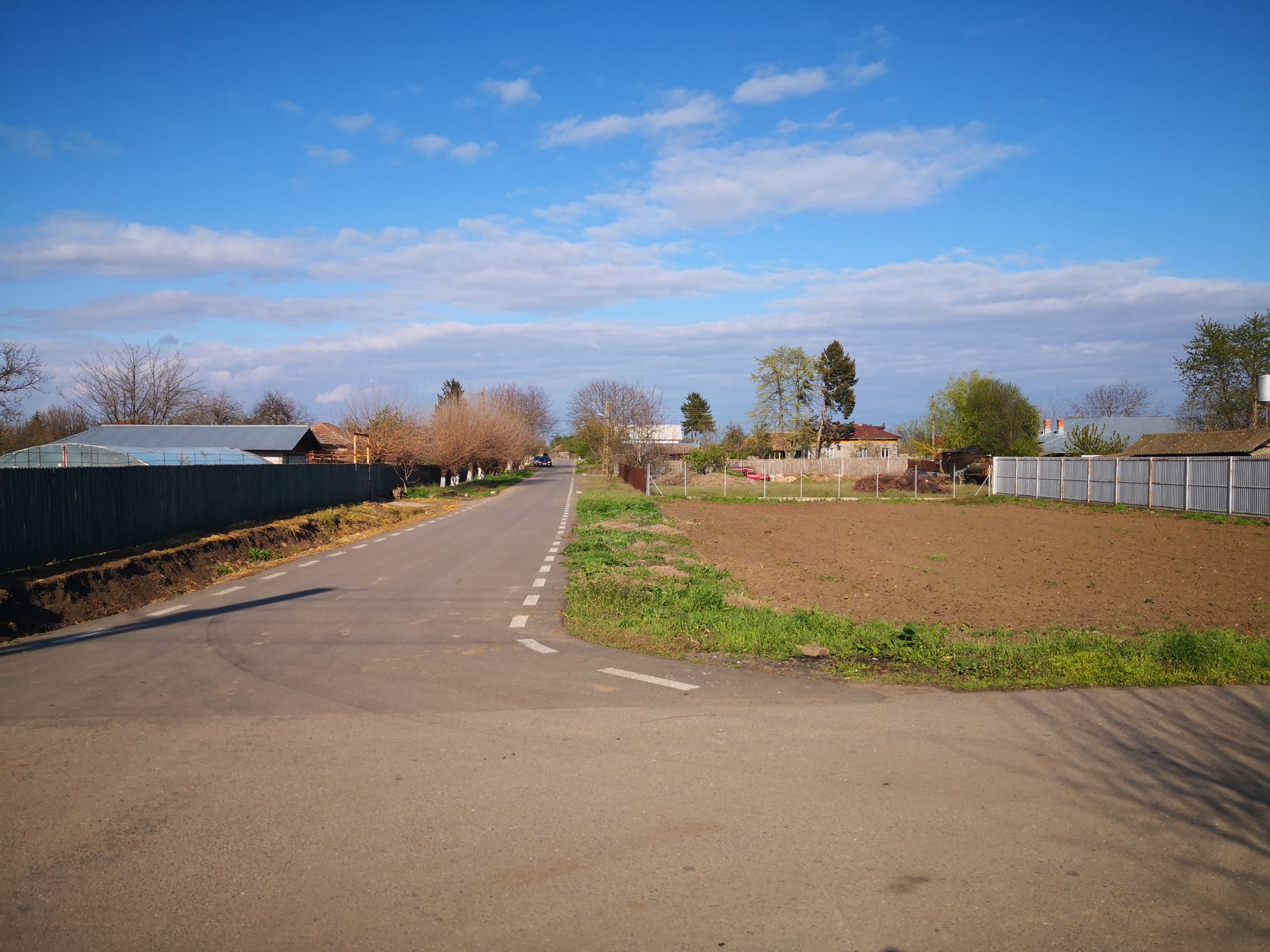 Teren intravilan Casa 809 mp Sat Valea Roșie Jud Călărași la 62 km fata de București