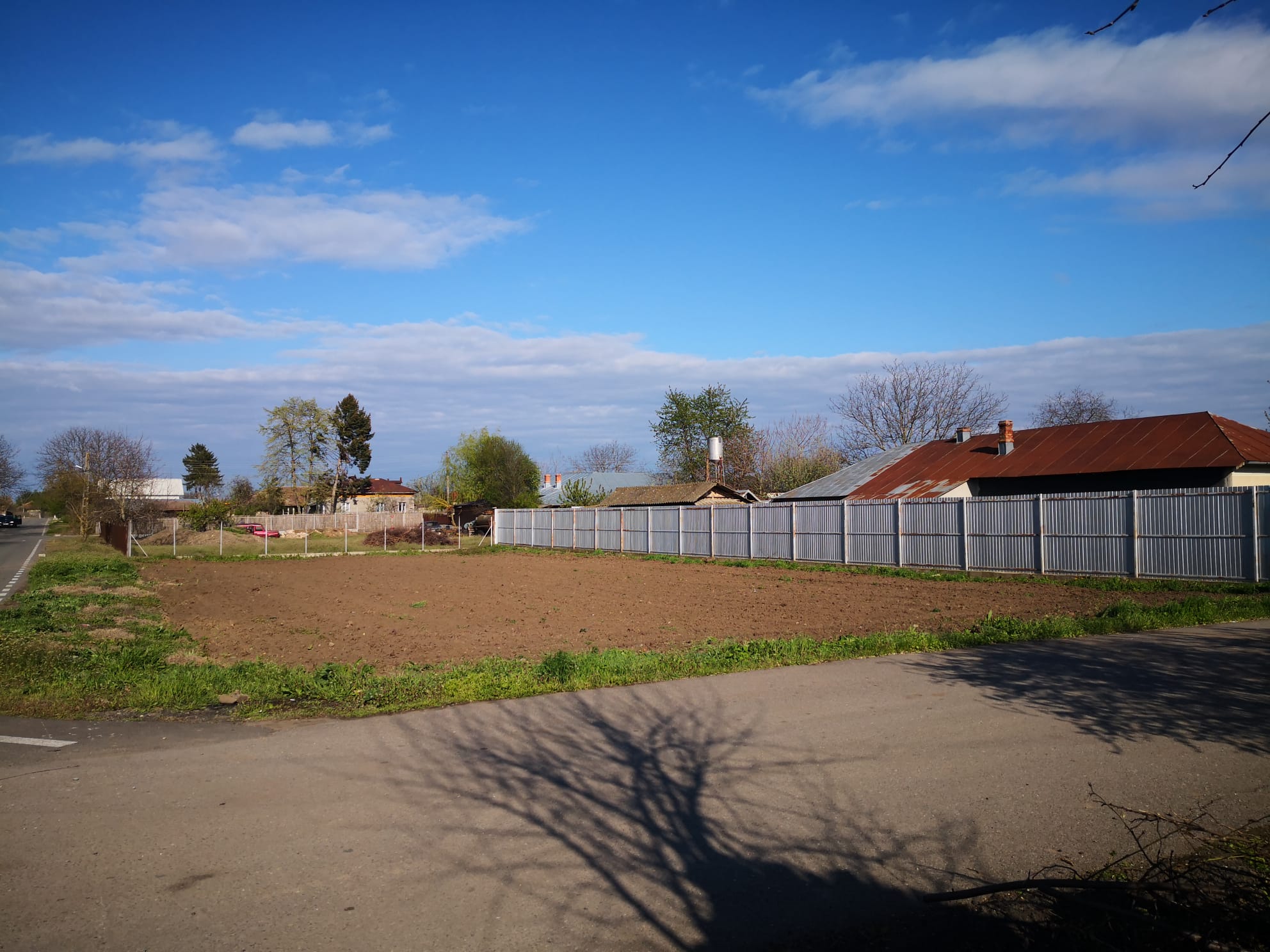 Teren intravilan Casa 809 mp Sat Valea Roșie Jud Călărași la 62 km fata de București