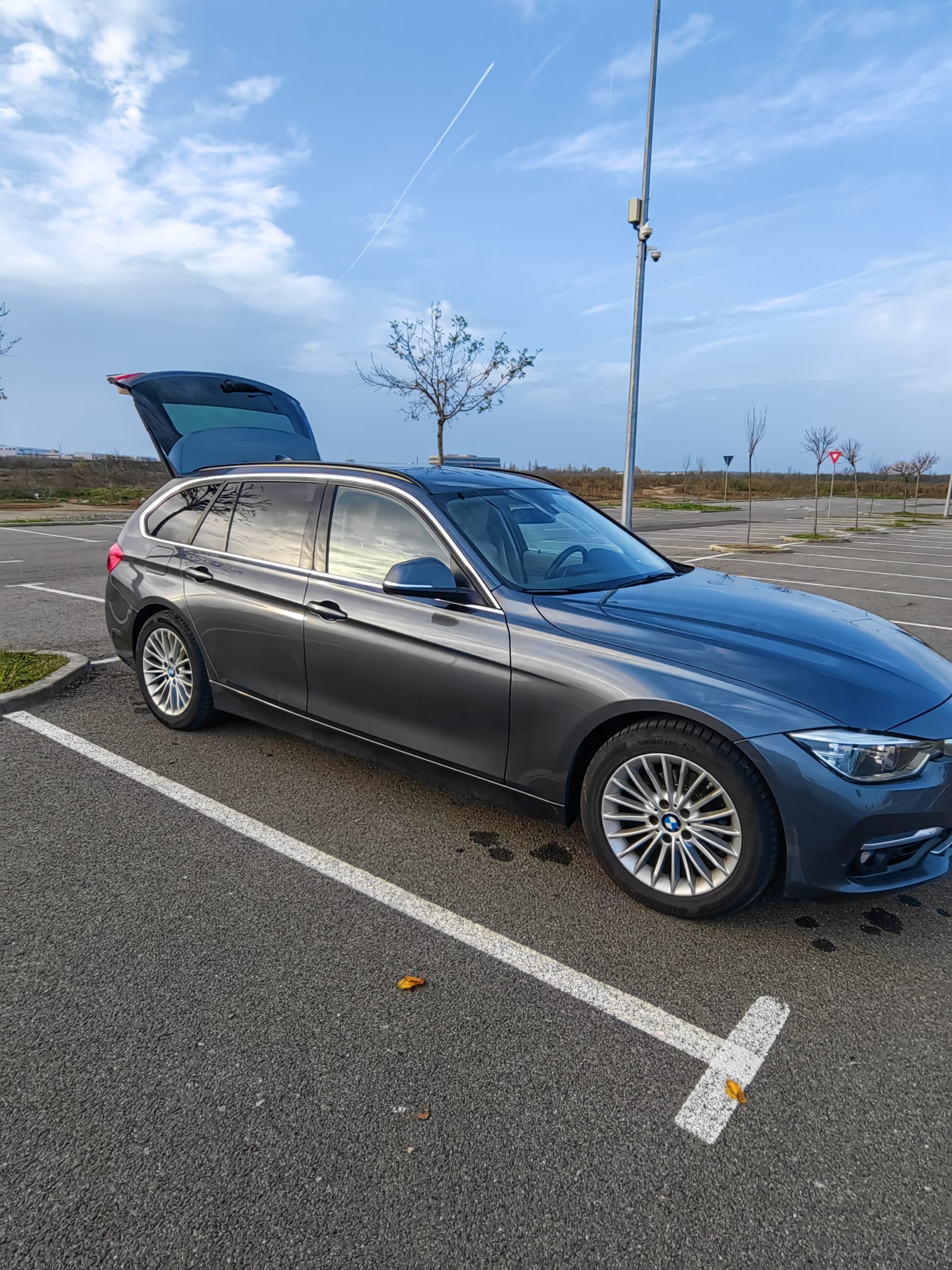 BMW 318i – 160.000 km – 2018