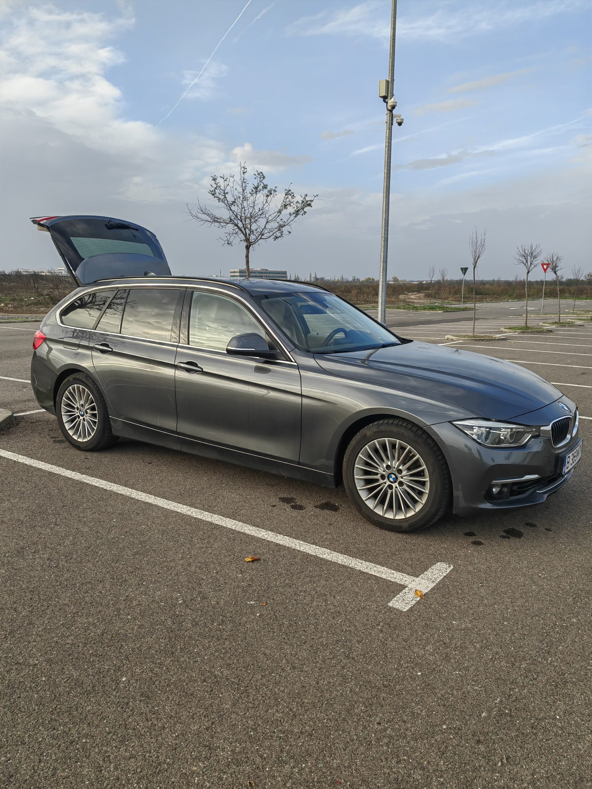 BMW 318i – 160.000 km – 2018