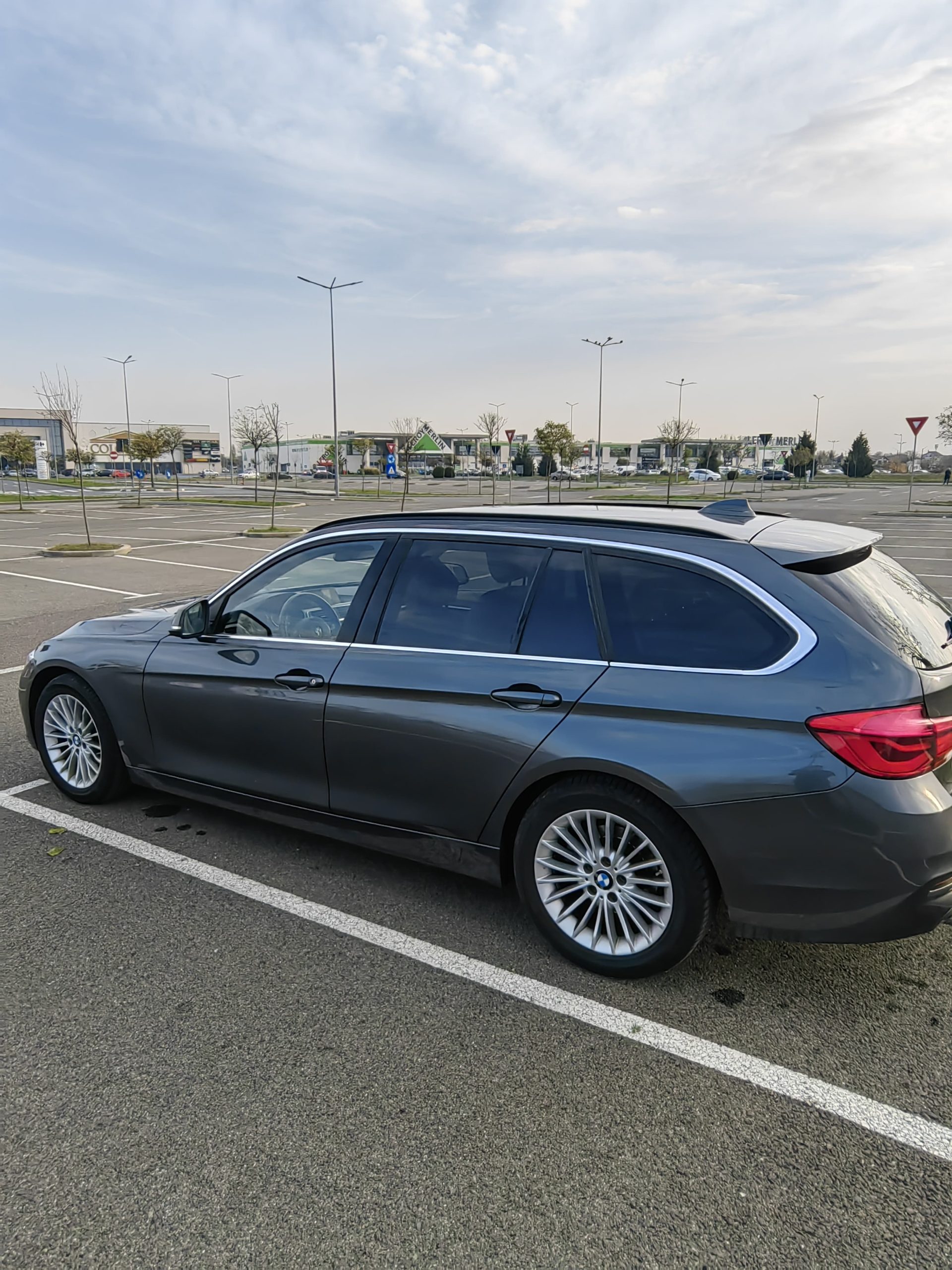 BMW 318i – 160.000 km – 2018