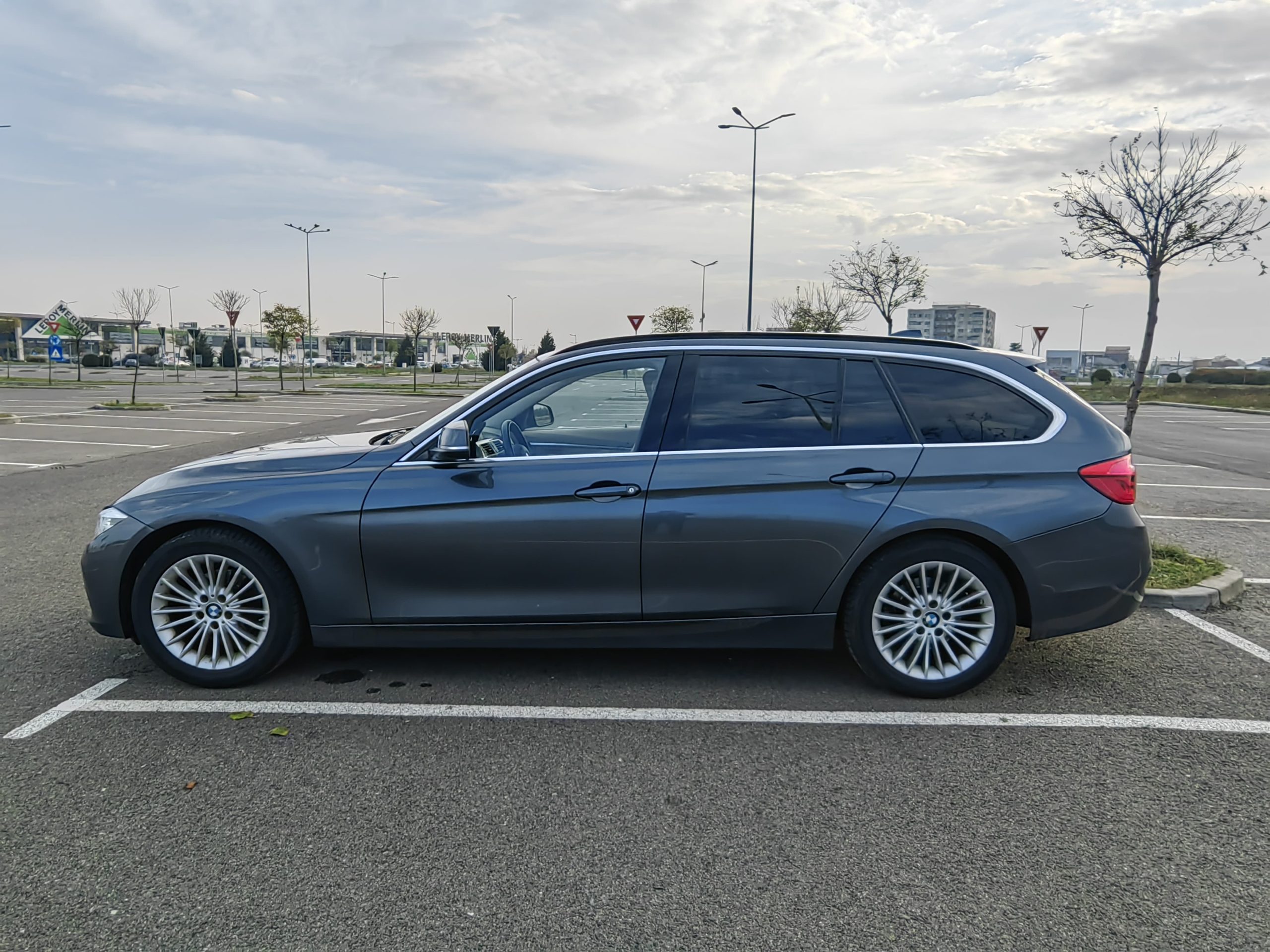 BMW 318i – 160.000 km – 2018