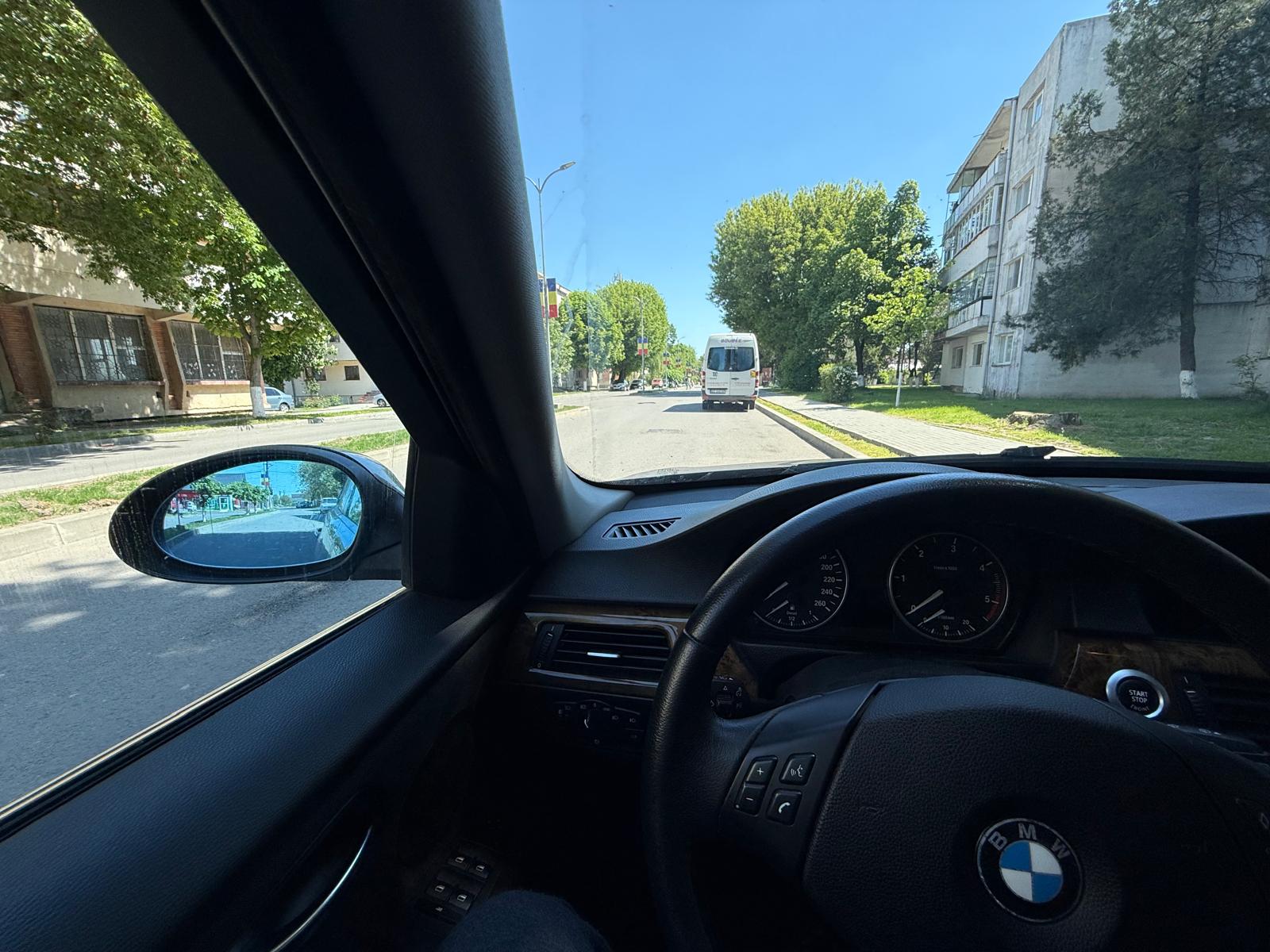 Vând BMW în stare foarte bună!