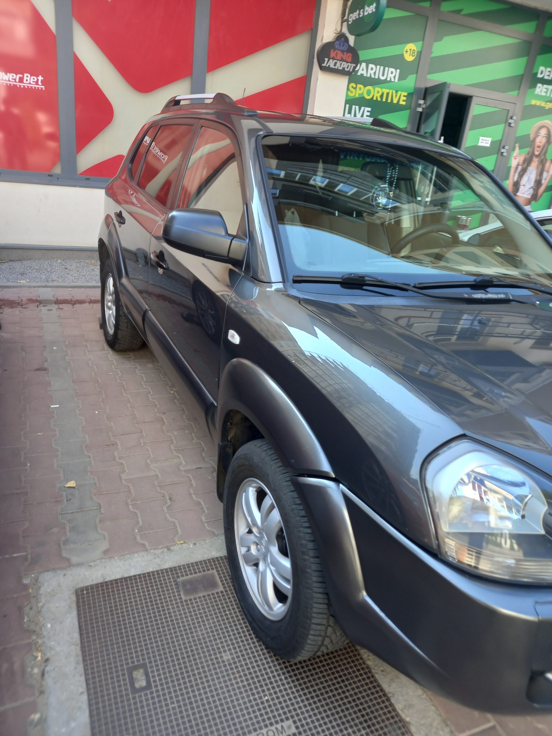 Vând hyundai tucson diesel an fabricație 2008