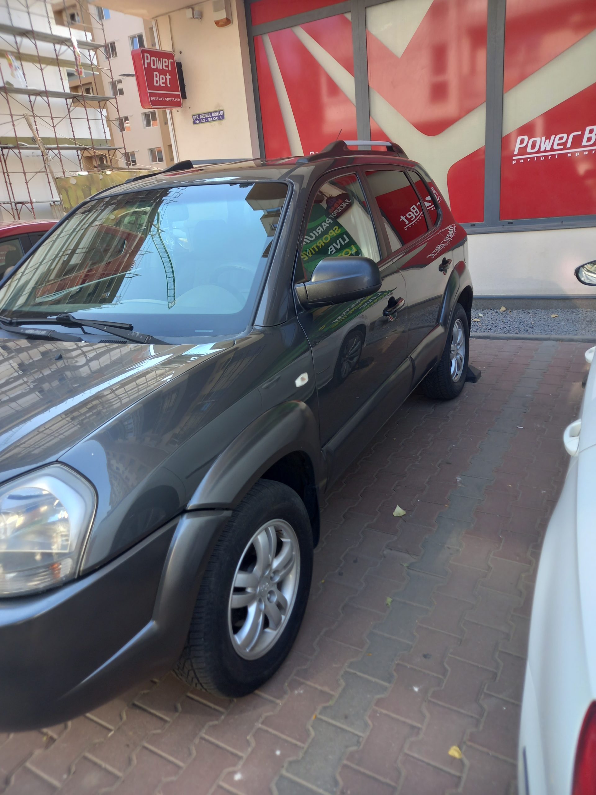 Vând hyundai tucson diesel an fabricație 2008
