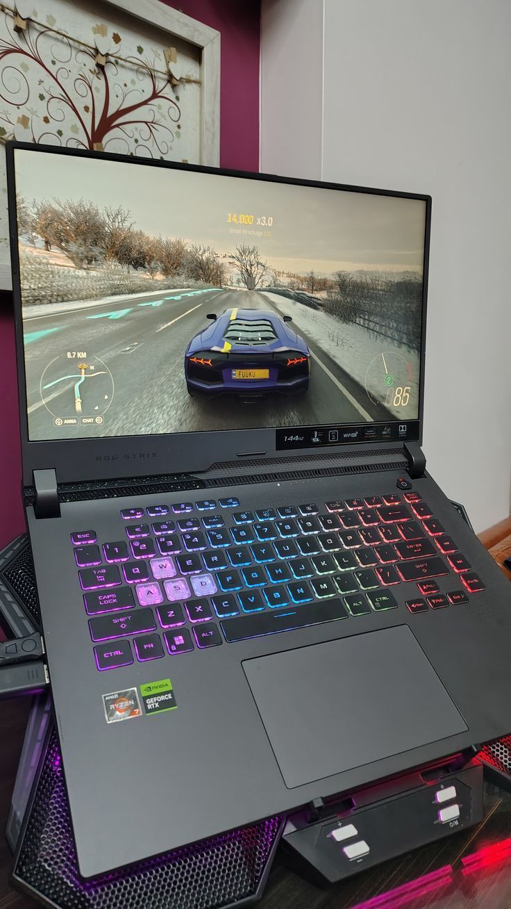 Reparatii laptop Bucuresti la domiciliu – Service PC – Instalare Windows 11