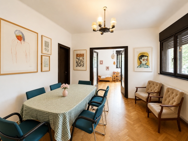 Apartament 4 camere,100mp utili,parter de vila,Piata Alba Iulia,340.000euro