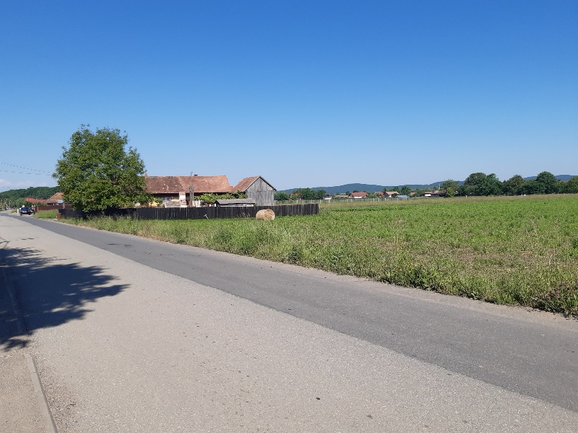 Vand teren intravilan construibil utilitati asfalt central Lunca Calnicului