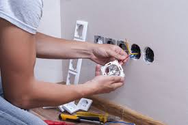 Instalați electrice. NOI sau REPARAȚII
