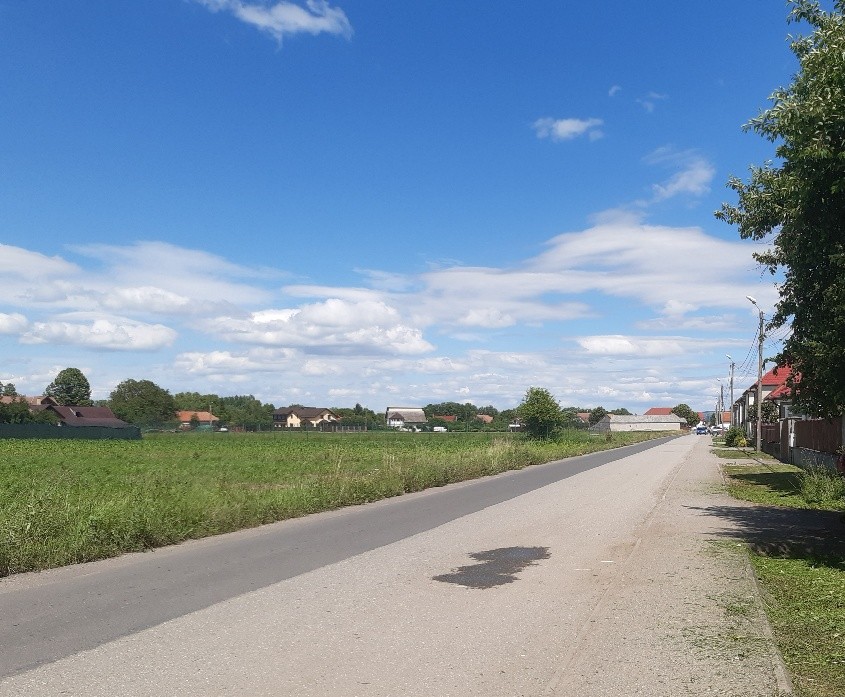 Vand teren intravilan construibil utilitati asfalt central Lunca Calnicului Brasov