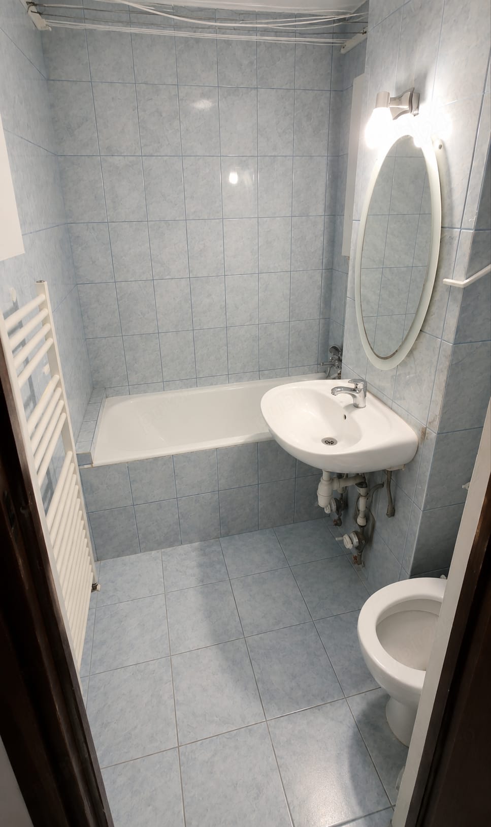 Închiriere apartament 2 camere nemobilat