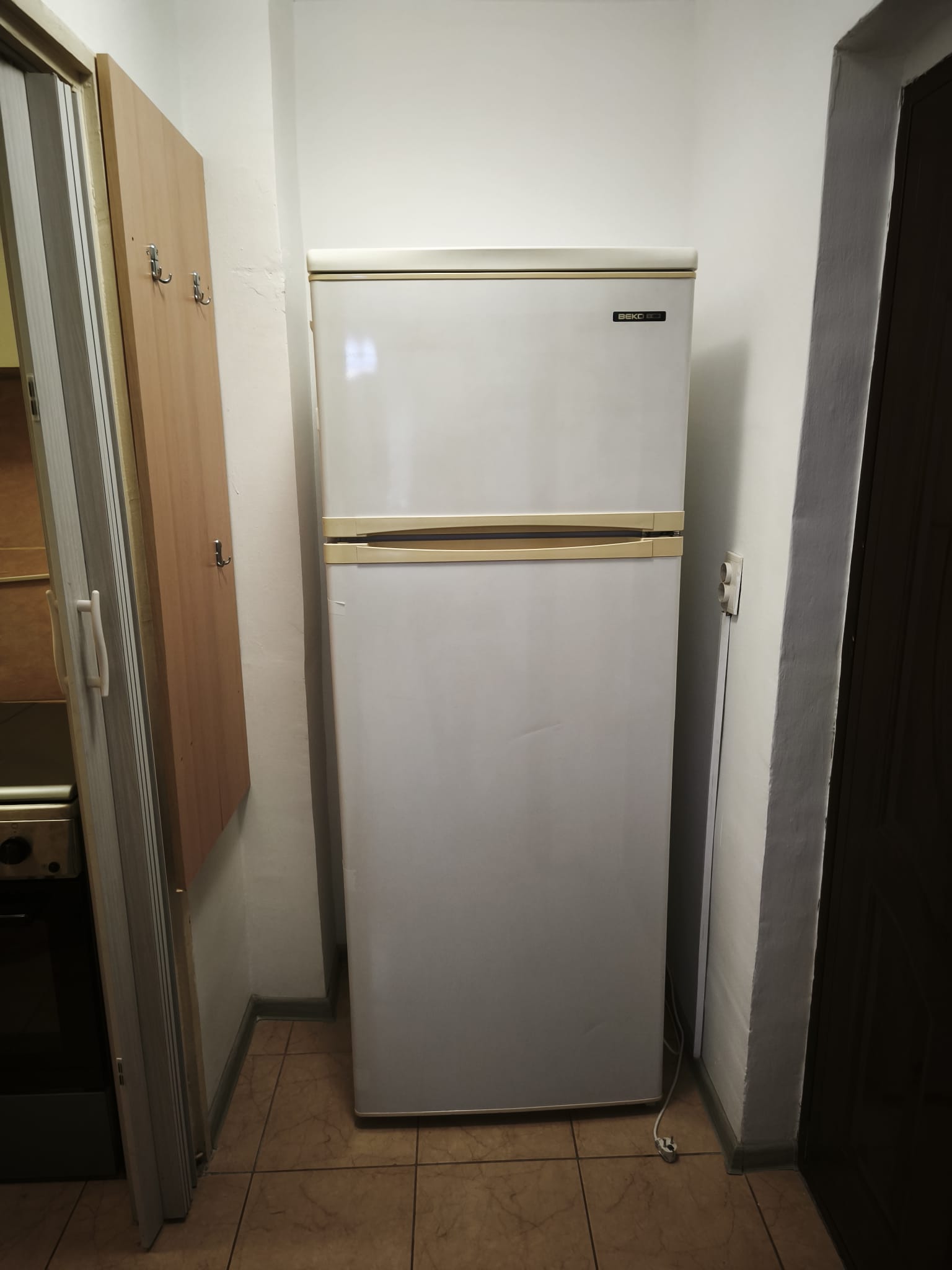 Închiriere apartament 2 camere nemobilat