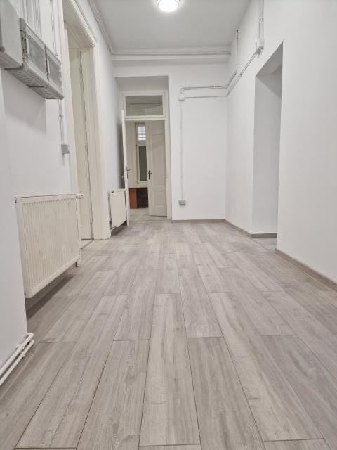 Inchiriez spatiu de birouri 5camere,140mp,Timisoara,Tribunal,1.960euro