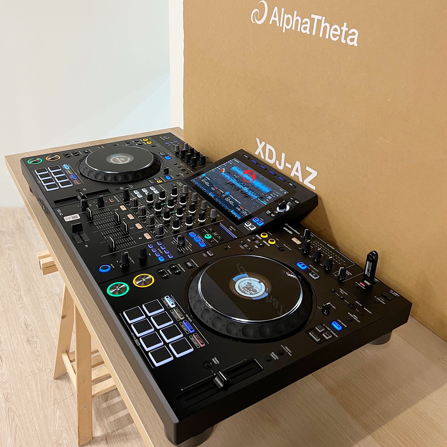 Pioneer DJ OPUS-QUAD, Pioneer DJ XDJ-RX3, Pioneer XDJ-XZ, Pioneer DJ DDJ-FLX10, AlphaTheta XDJ-AZ