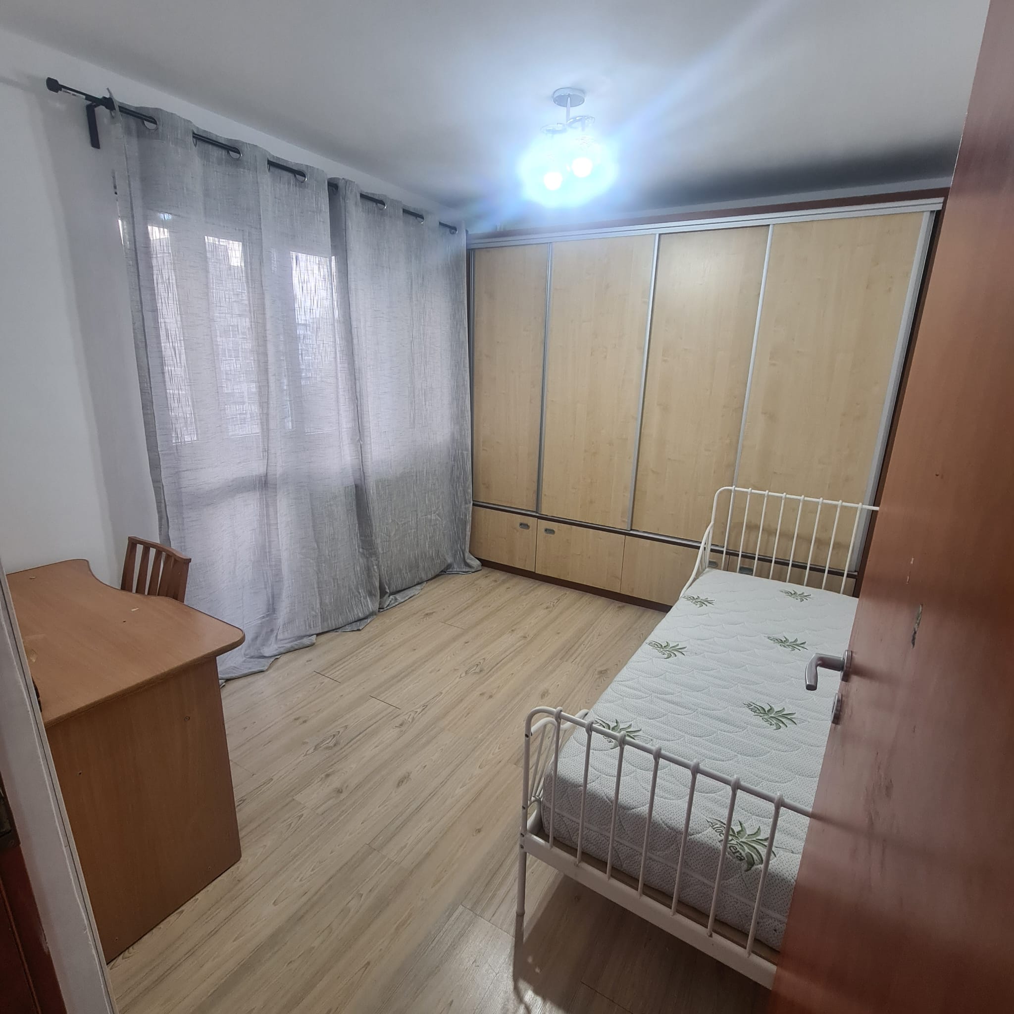 De inchiriat apartament 3 camere – Aleea Compozitorilor (Hanul Drumetului)