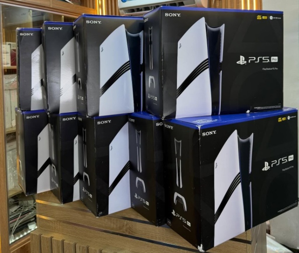 Sony PlayStation PS5 Pro, Sony PS5 Slim, Nintendo Switch 2, consolele Microsoft Xbox Series X 2TB