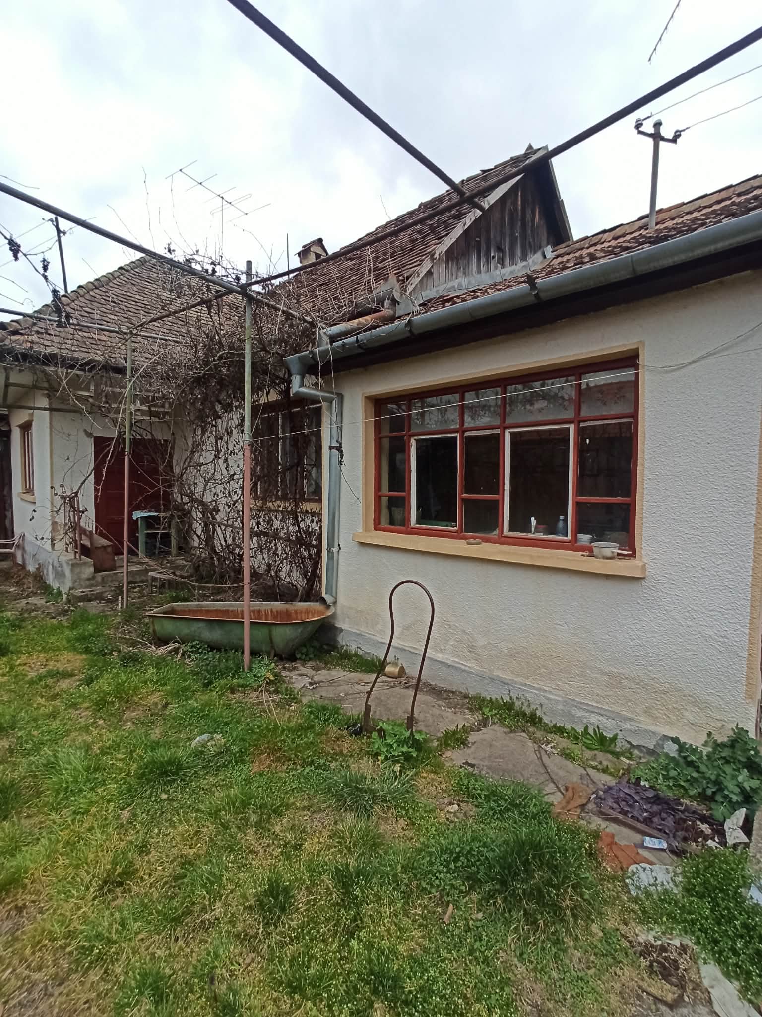 De vânzare casă în satul Roua (jud. Mureş)