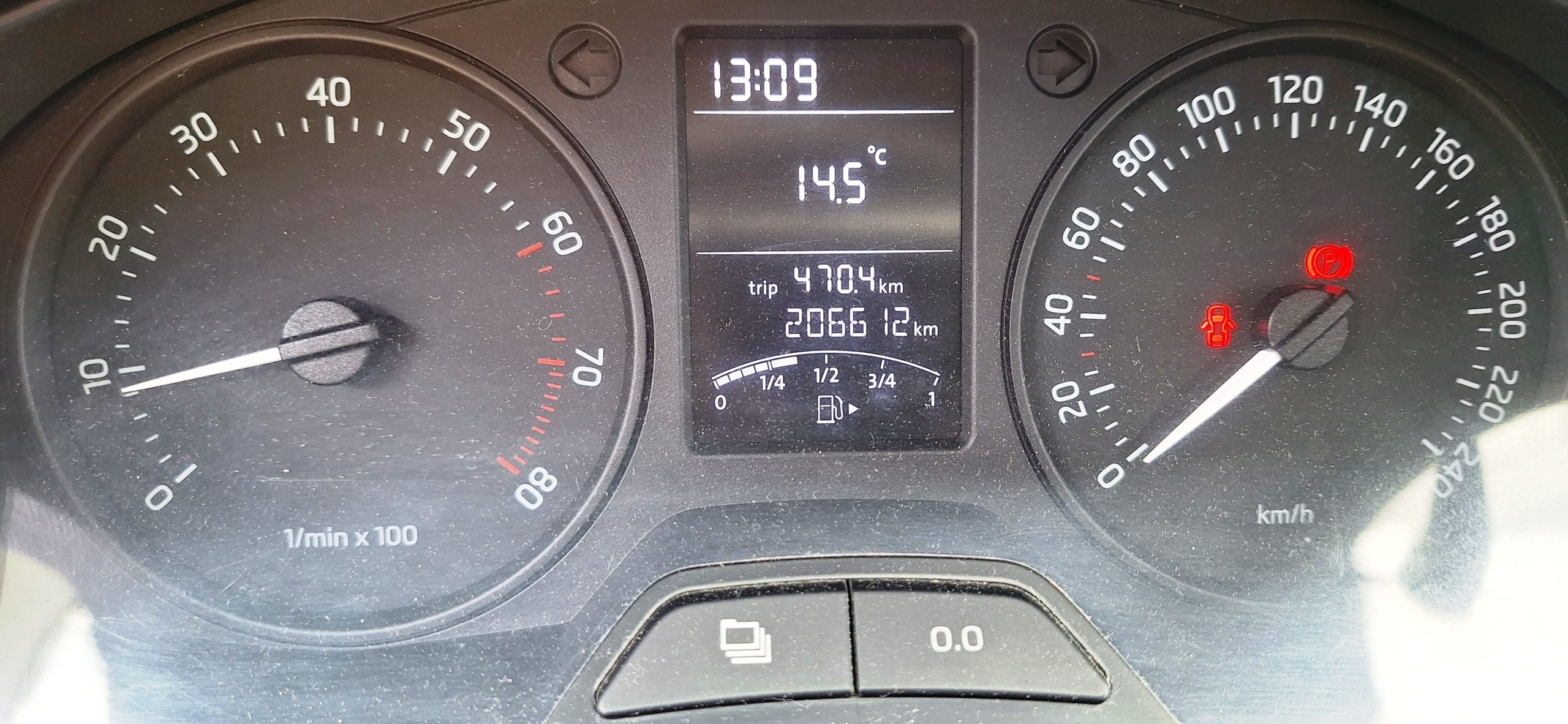 SKODA RAPID 1.2 BENZINĂ