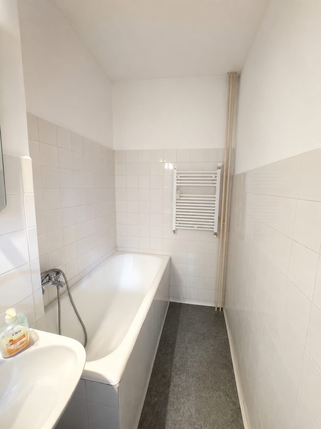 Garsonieră decomandată | Ideală pentru locuit sau investiție | 13 Septembrie