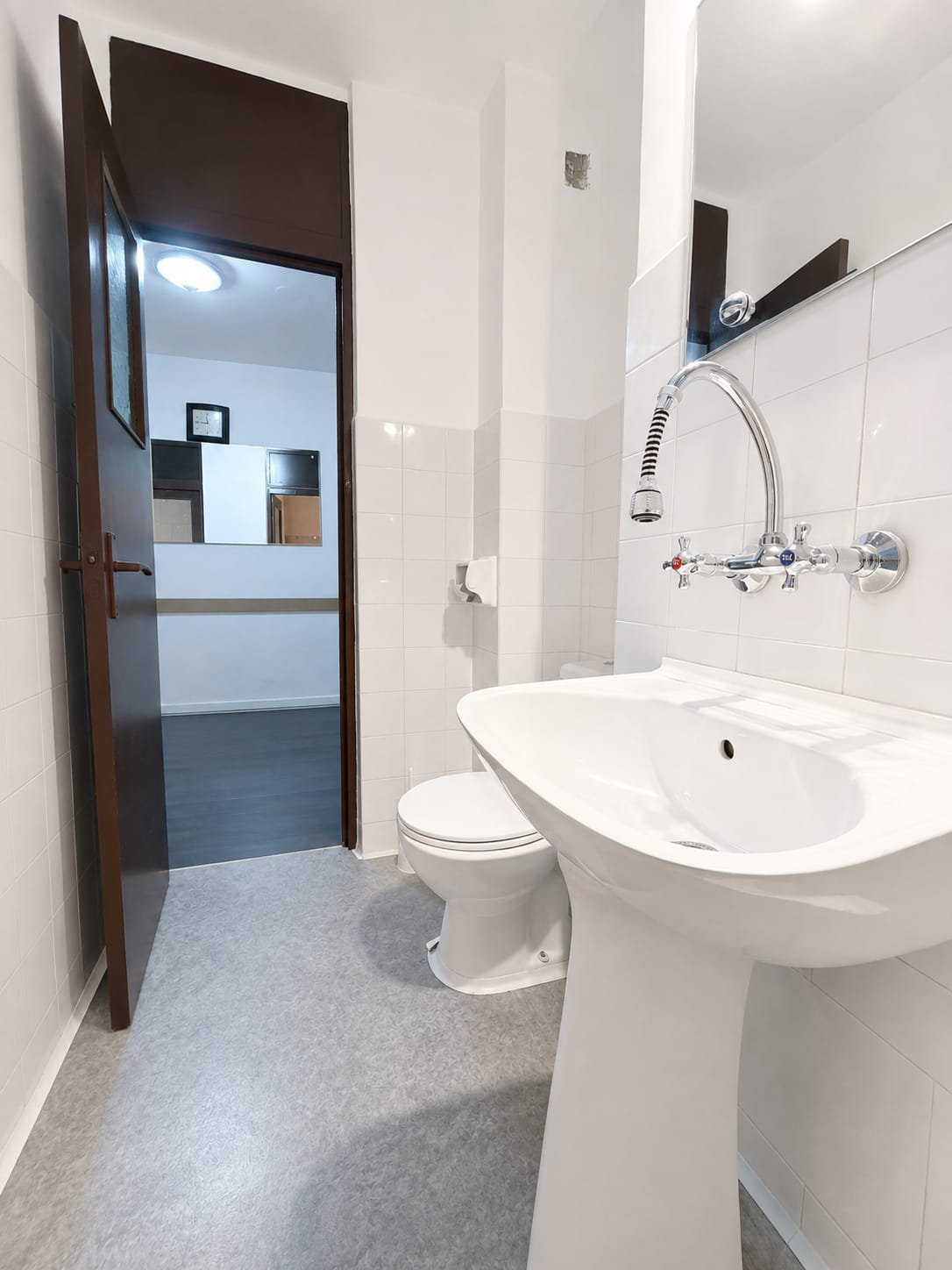 Garsonieră decomandată | Ideală pentru locuit sau investiție | 13 Septembrie