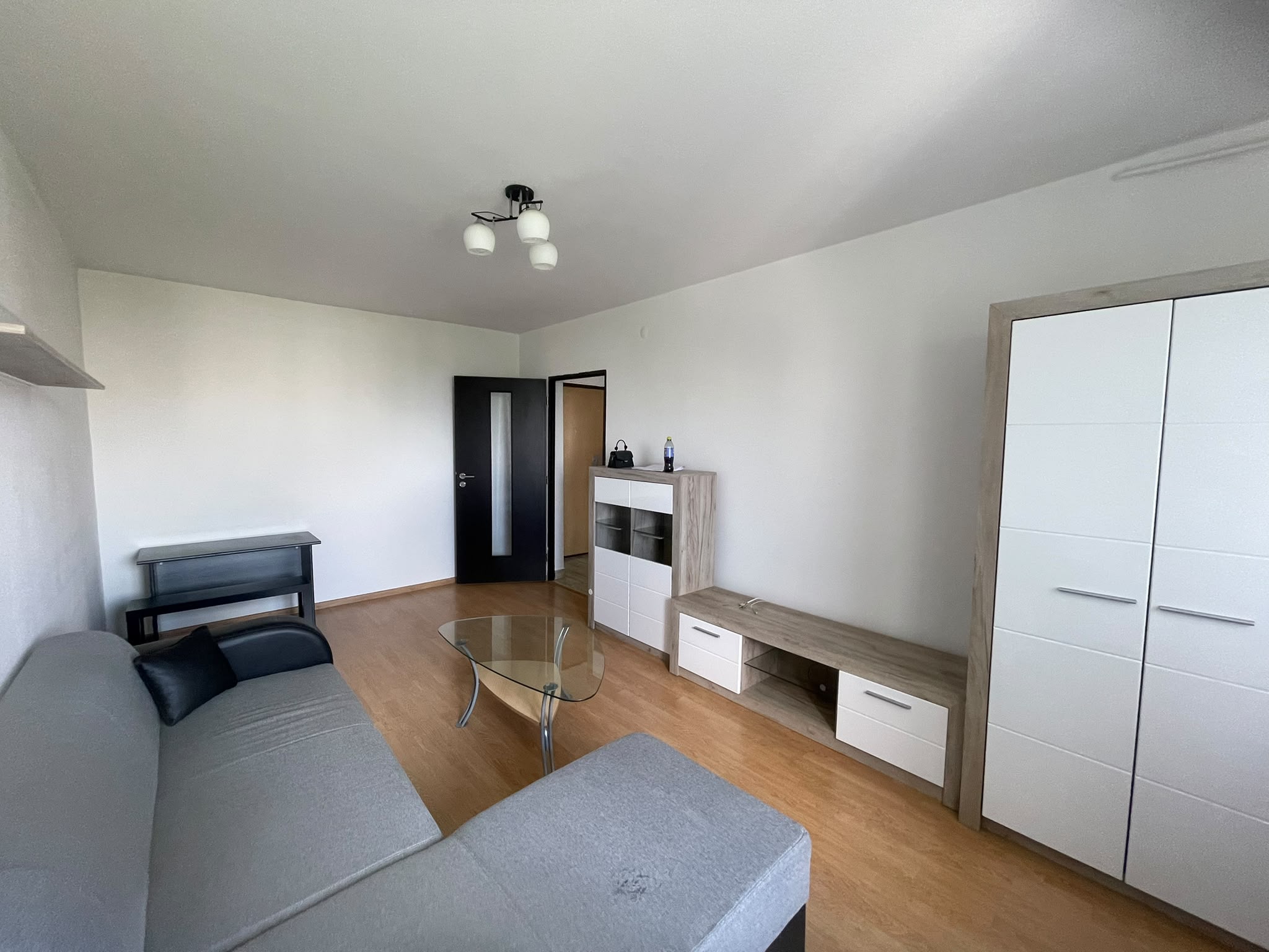 Închiriez apartament zona Titan-METROU-Costin Georgian