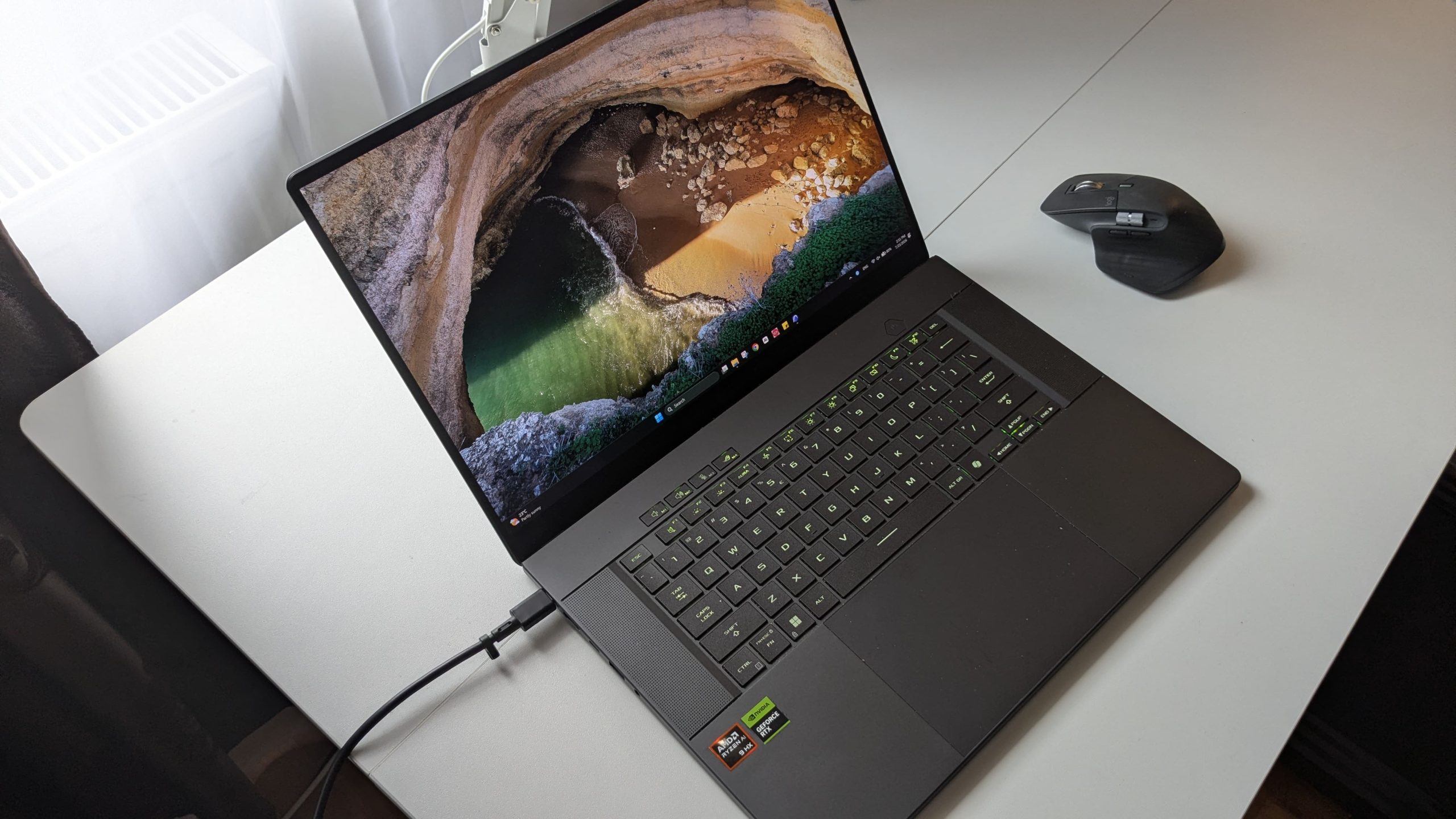 Laptop Asus Zephyrus G16