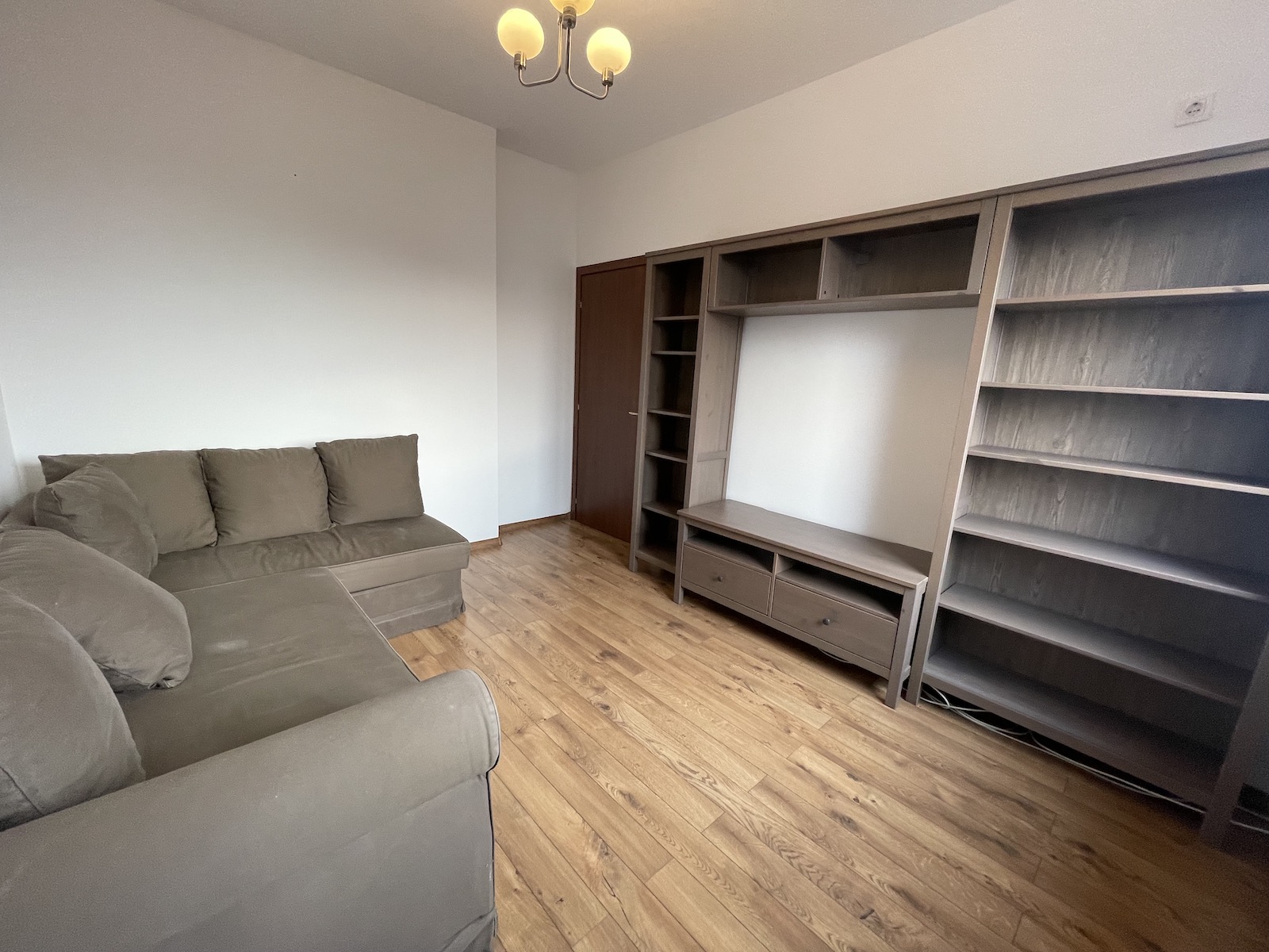 Ofer spre inchiriere apartament de 2 camere in Bucurestii Noi – Parc Bazilescu