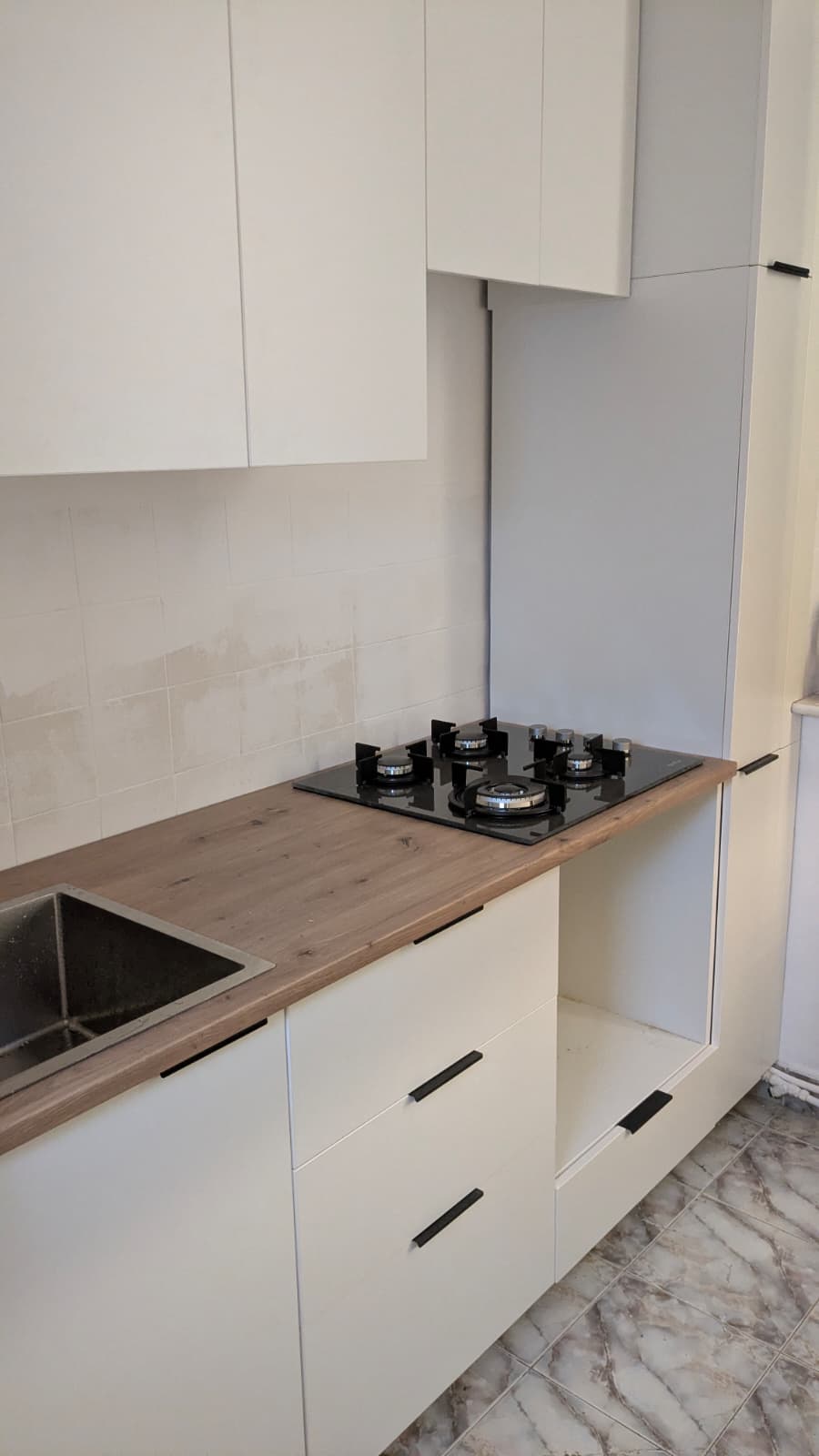 Mobilier modern costum, bucatarie, living, dormitor, depozitare