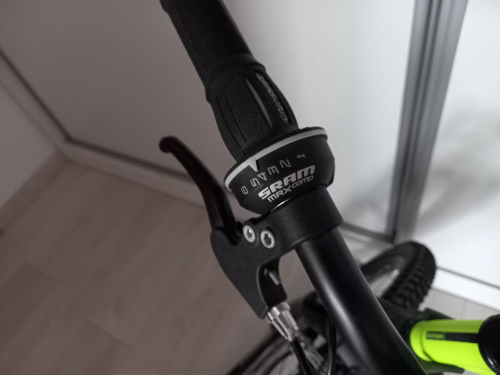 Vand bicicleta ROCKRIDER, ST500