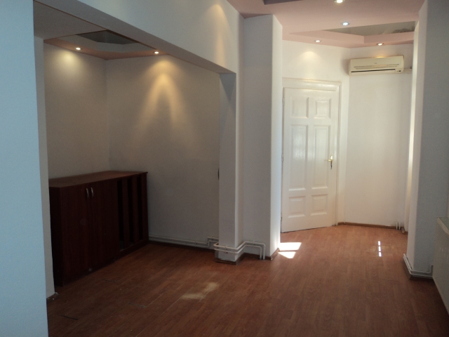 Apartament 5 camere renovat, 181mp, Timisoara, Tribunal, 388.000euro