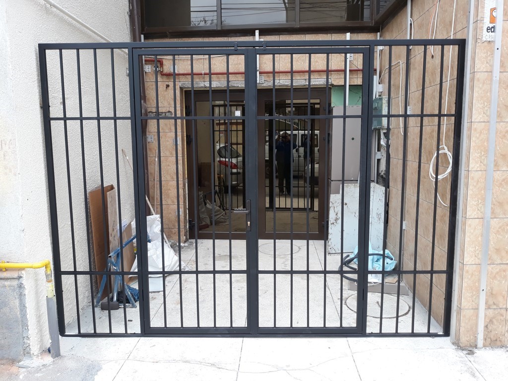 Grilaje Metalice Bucuresti – Geamuri si Ferestre – Pret mic