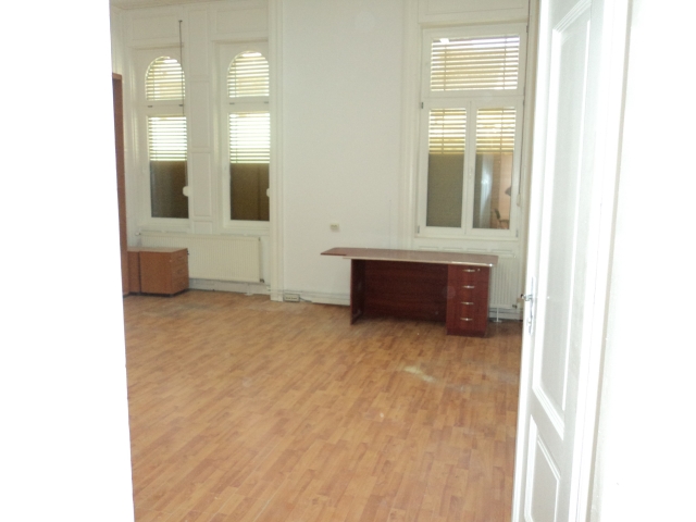 Apartament 5 camere renovat, 181mp, Timisoara, Tribunal, 388.000euro