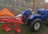 Vand Tractor BizonT20 4×4 la pachet cu plug 2cormane si freza1,25m pret 18.500lei negociabil+utilaje