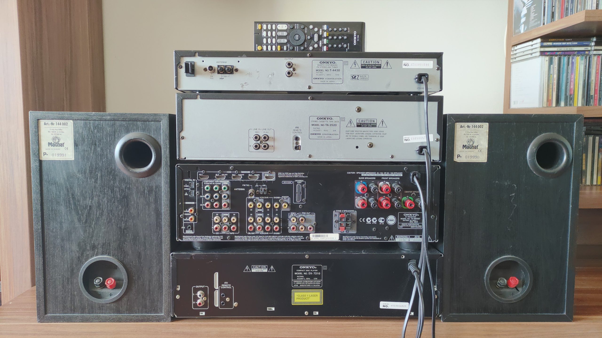 Vand linie ONKYO + boxe MAGNAT.