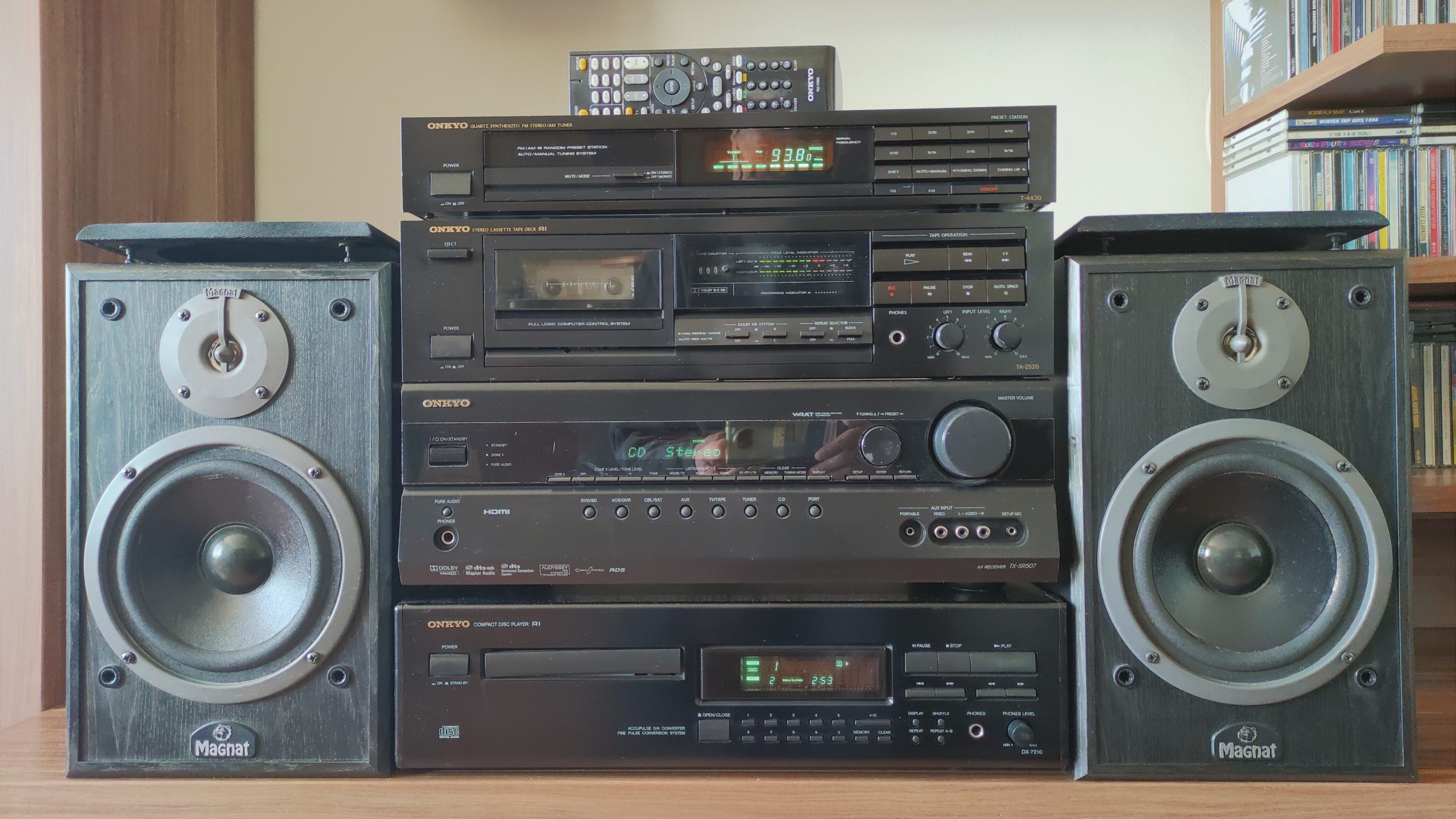 Vand linie ONKYO + boxe MAGNAT.