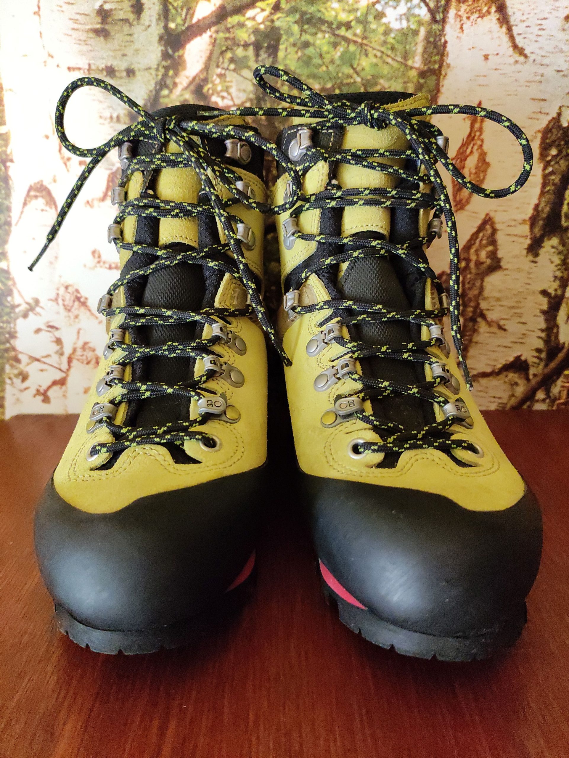 Vand bocanci dama, marca SALEWA, nr.37,5.