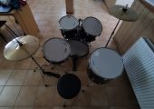 Set de tobe Startone, complet, în stare foarte bună.